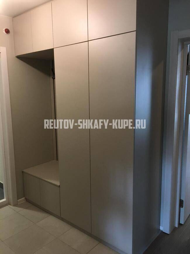 Распашные шкафы Реутов