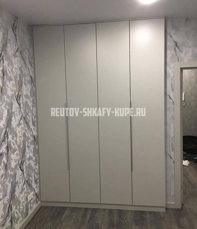Распашные шкафы Реутов