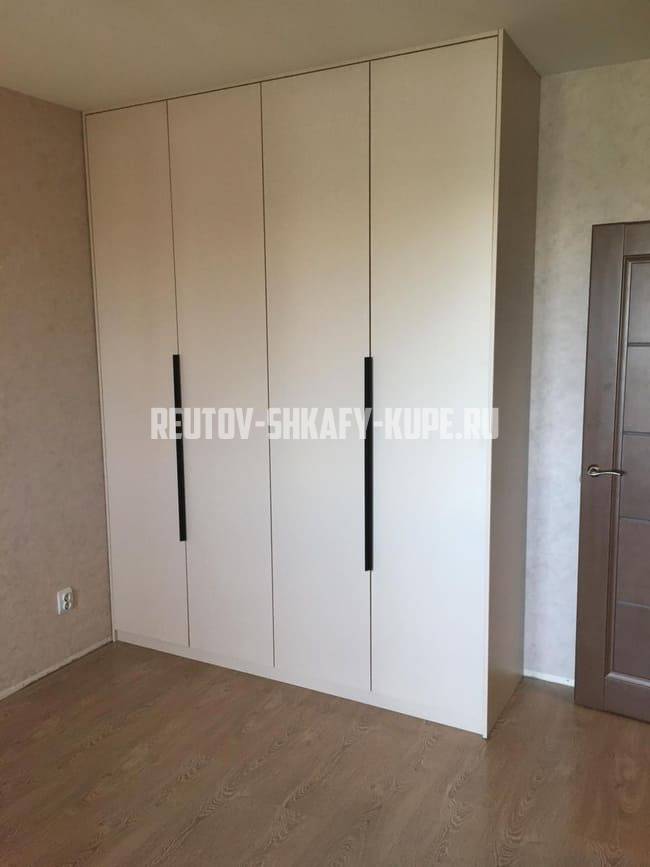 Шкафы в спальню Реутов